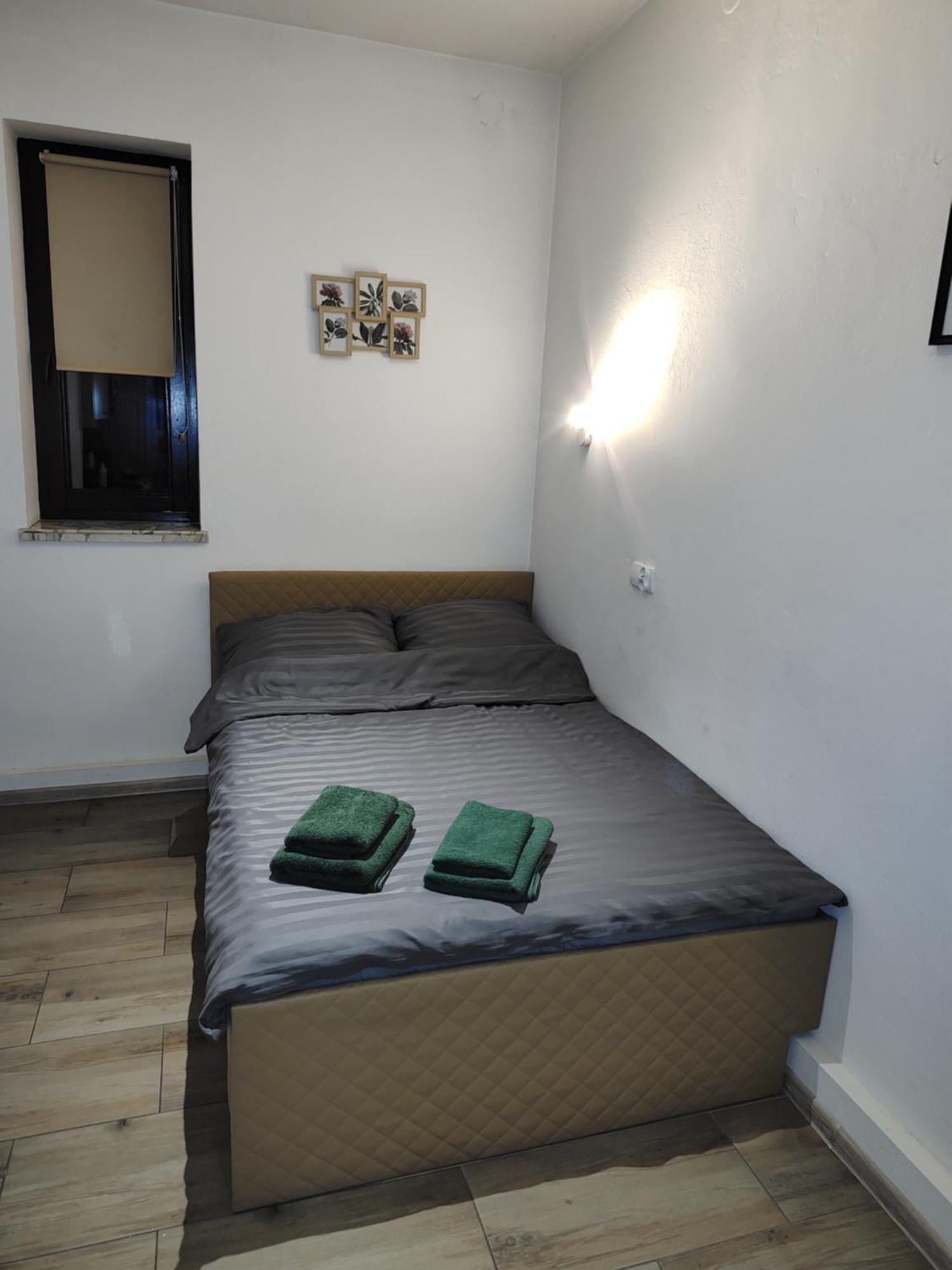 Zuzanna Apartamenty, Wczesniej Italia * Ustron